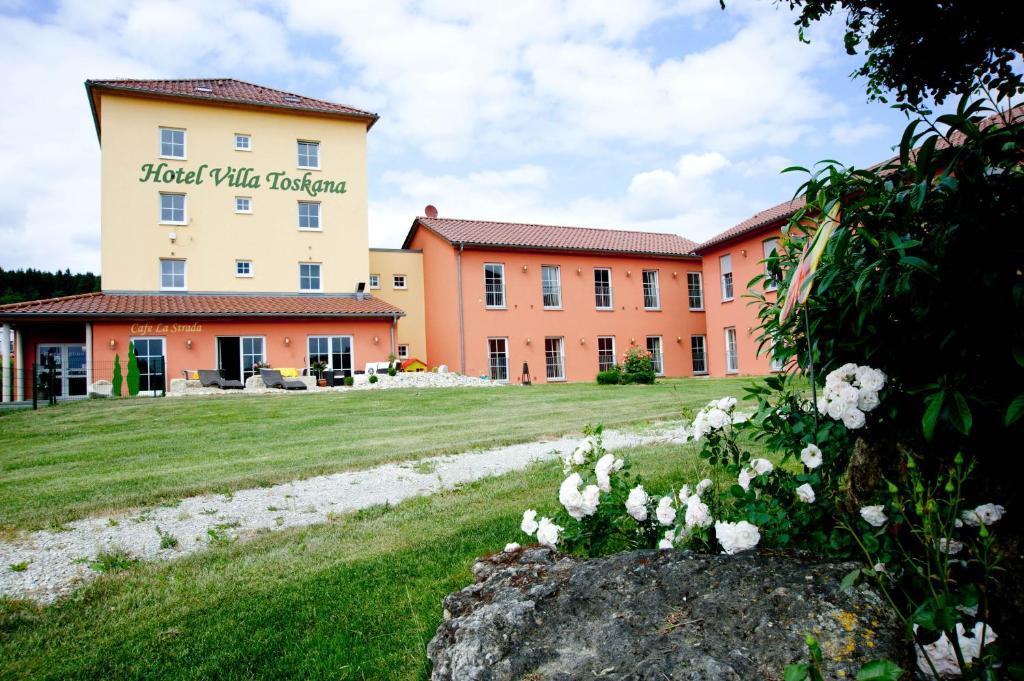 Hotel Villa Toskana Parsberg Exterior foto